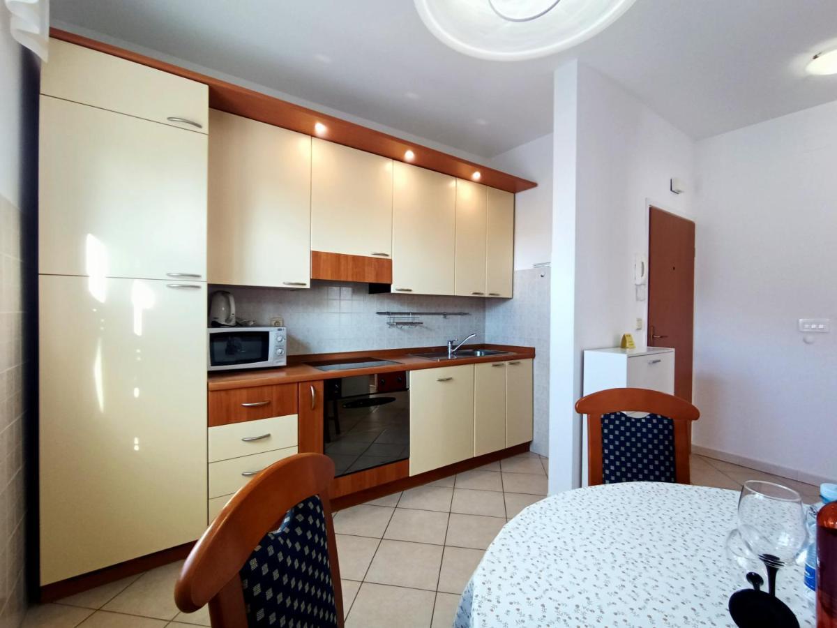 Apartments Jelovac Poreč Eksteriør bilde